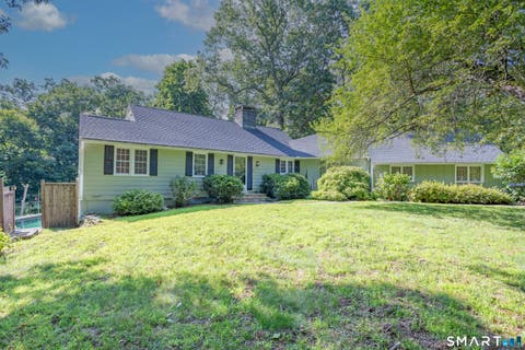 Photo of 10 Cove Hill Road, Essex, CT 06426 (MLS # 24159866)