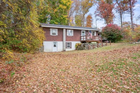 A home in Griswold