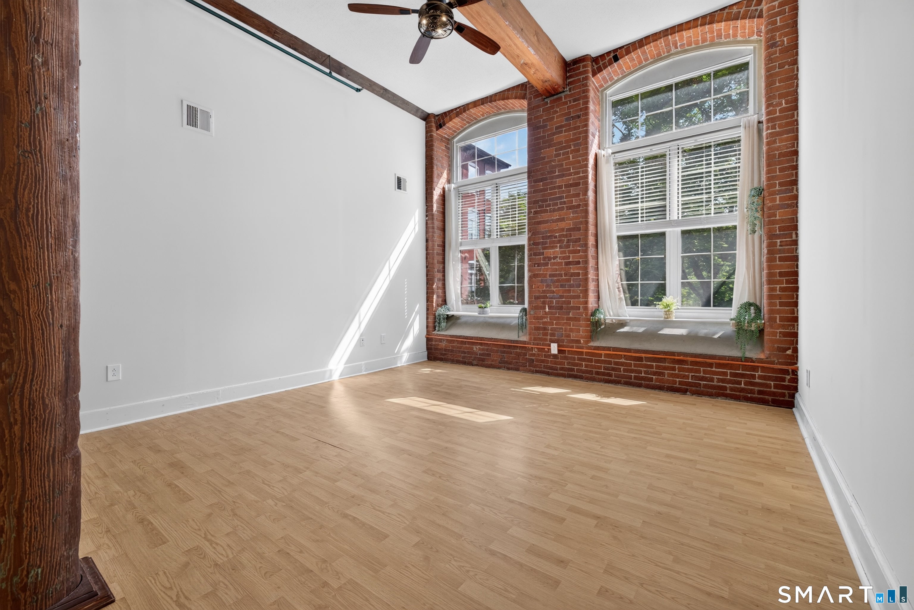 45 Main Street 206