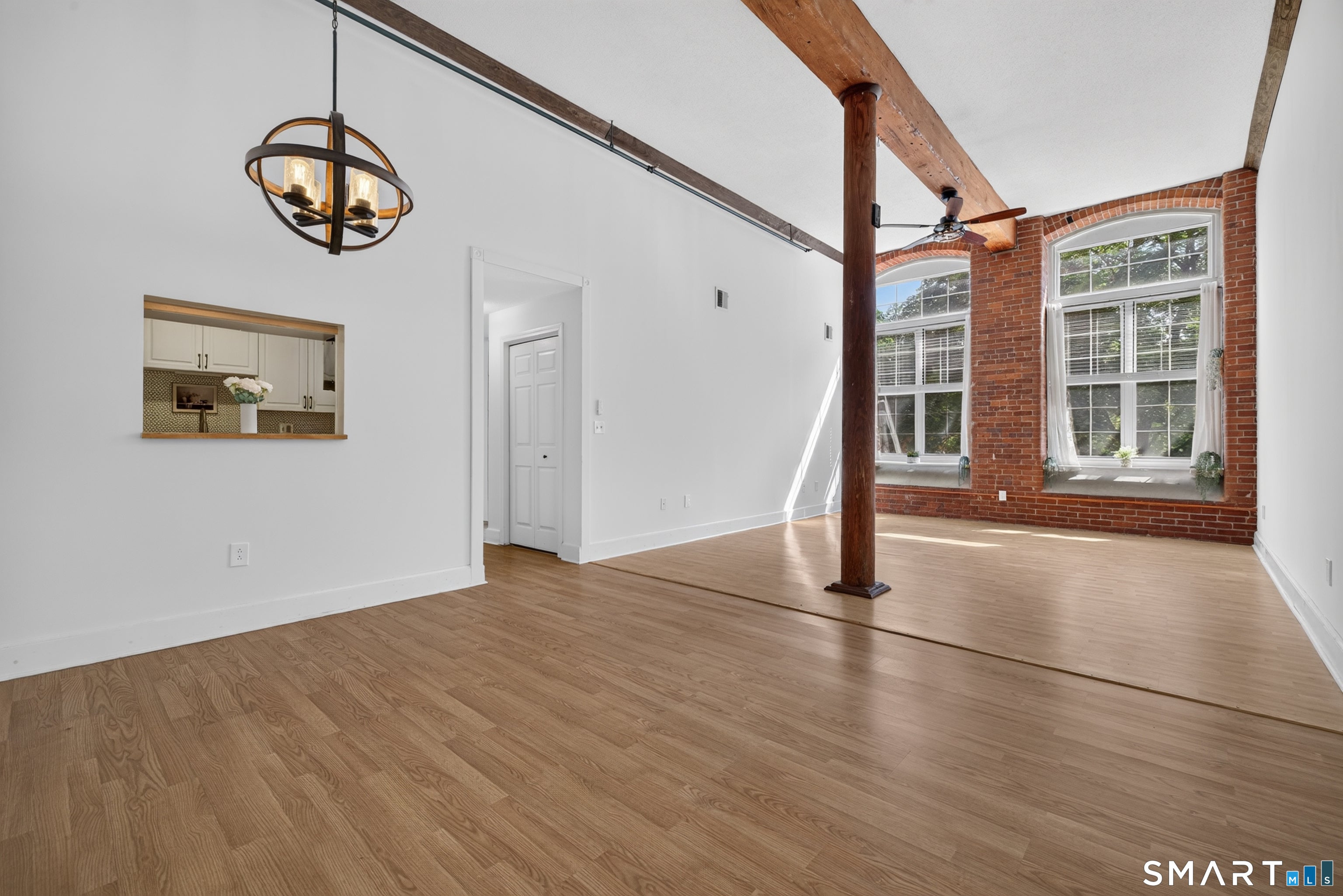 45 Main Street 206