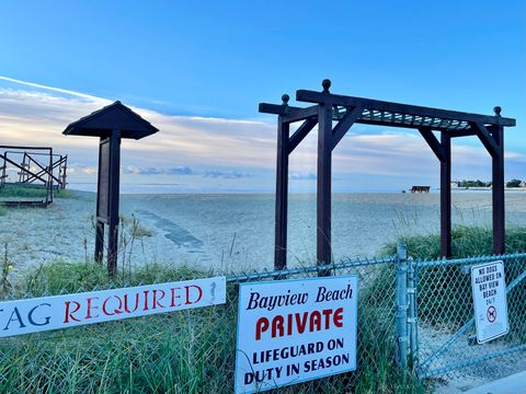 Photo of 46 East Avenue, Milford, CT 06460 (MLS # 24162990)