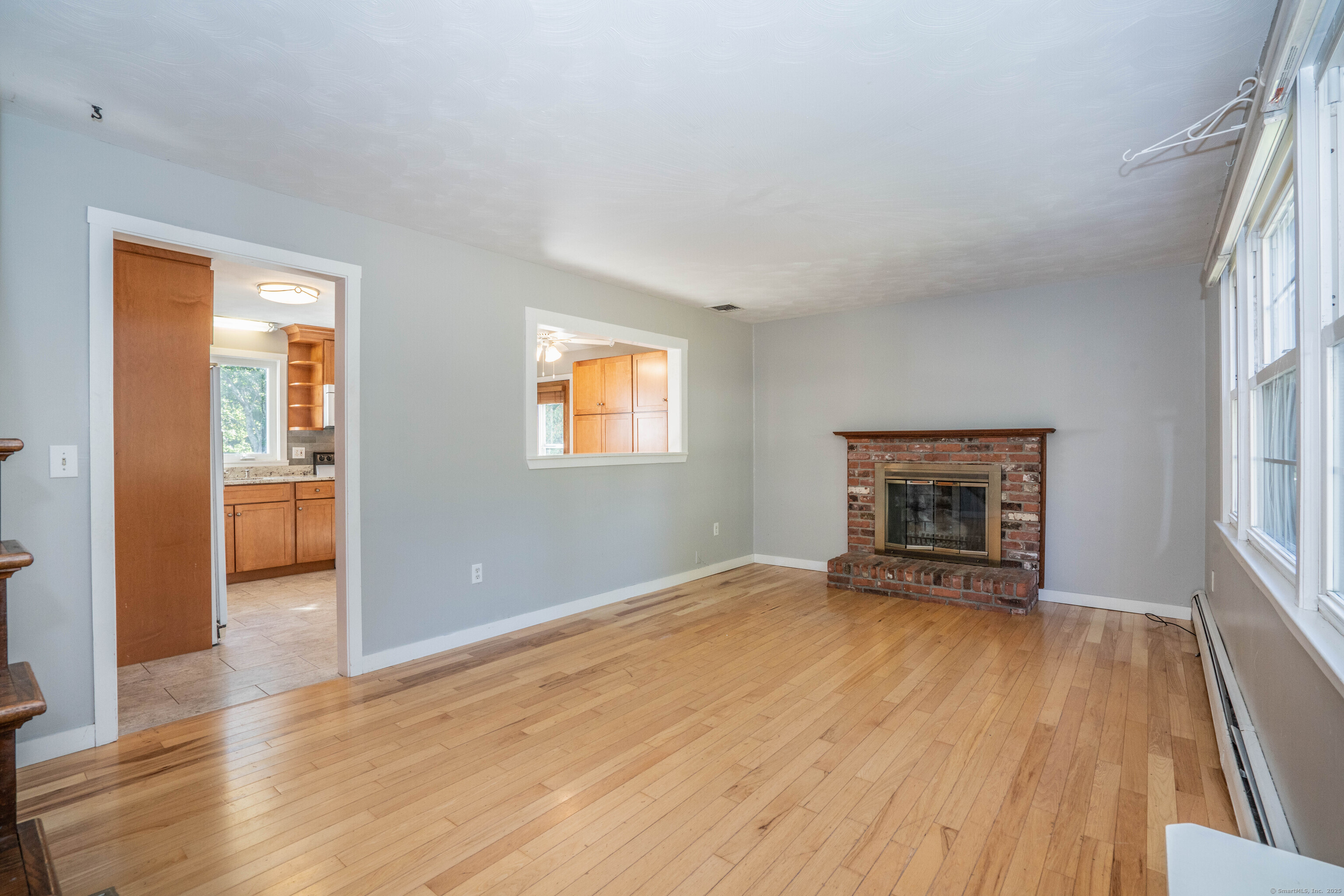 Berlin, Connecticut 06023, United States, 4 Bedrooms Bedrooms, ,3 BathroomsBathrooms,Residential,Pending,227397