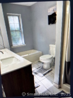 684 Heron Drive, Torrington, Connecticut image 2