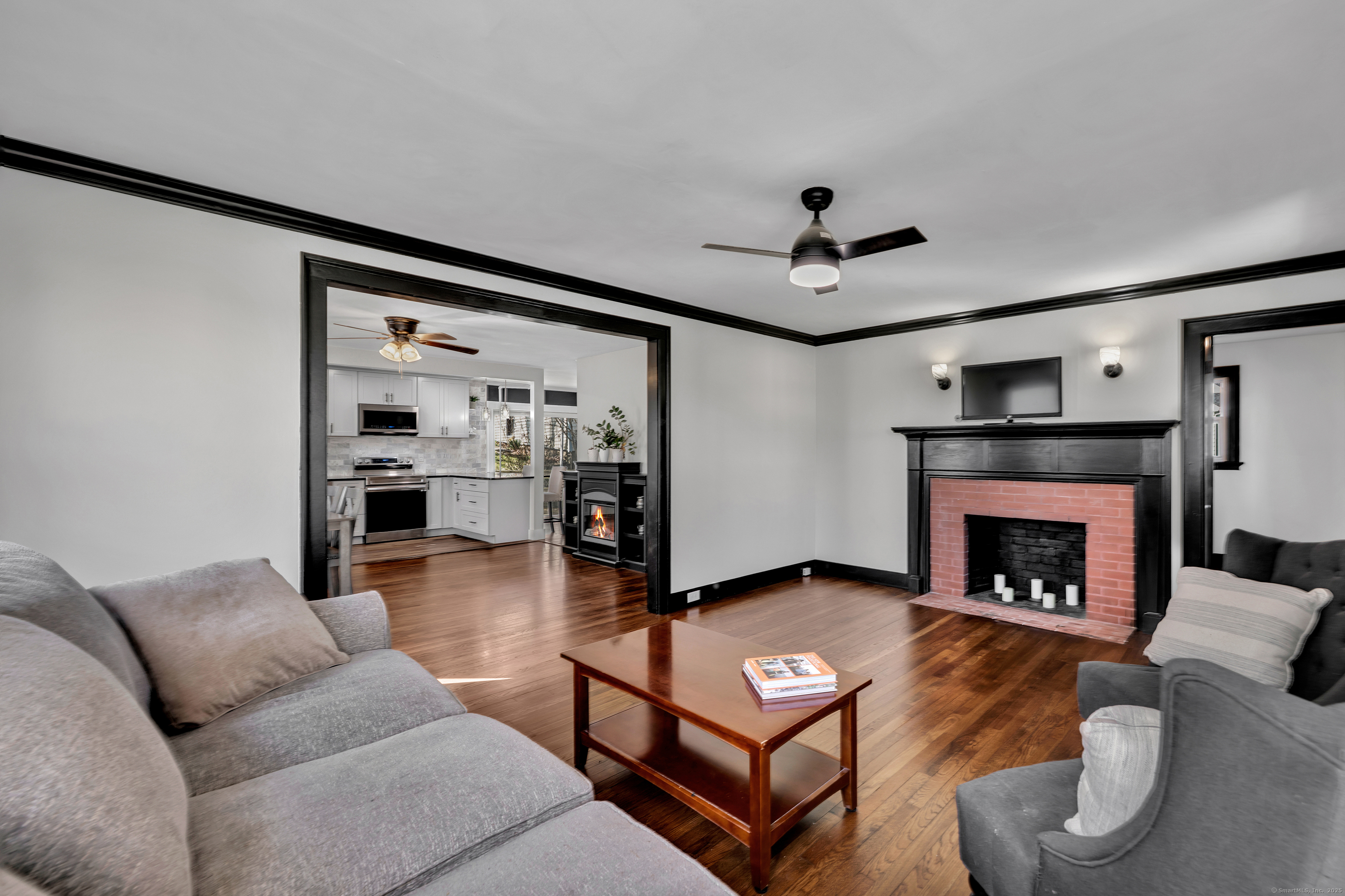 49 S Street Extension, Bristol, Connecticut image 8