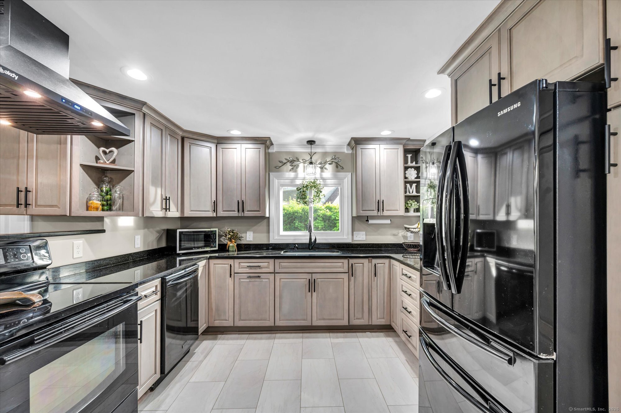 9 Cheryl Avenue, Wallingford, Connecticut image 17