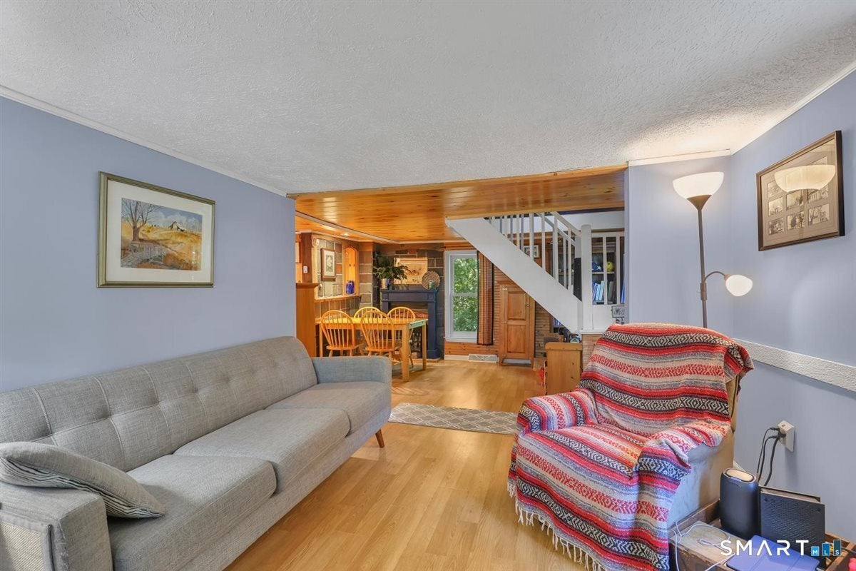 33 Reynolds Drive