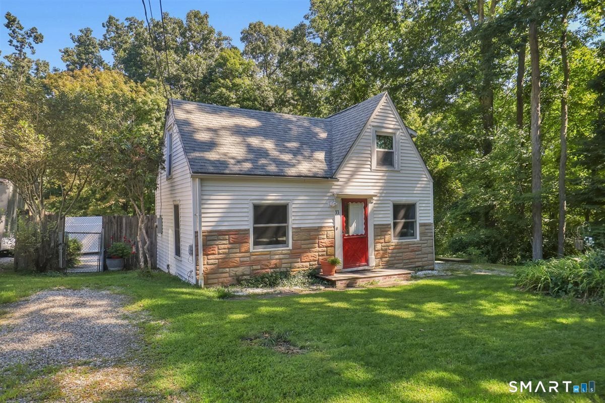 33 Reynolds Drive