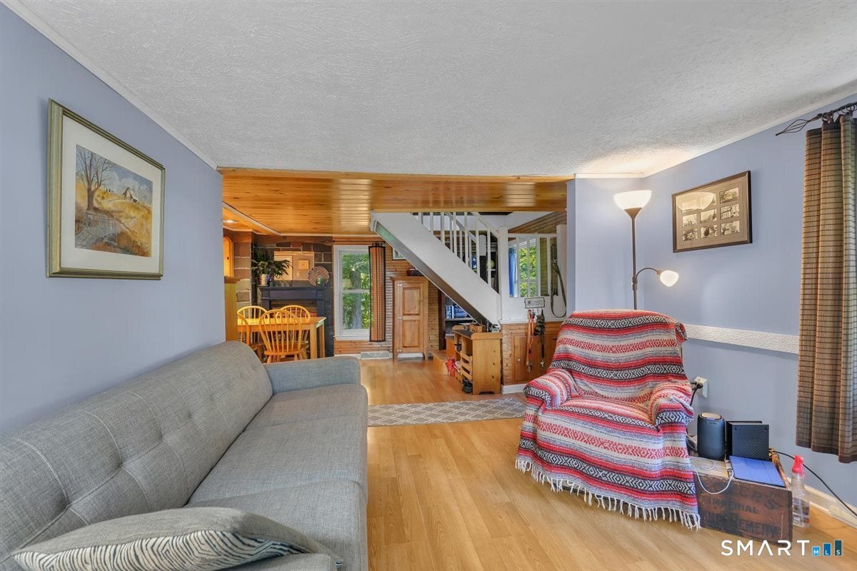 33 Reynolds Drive