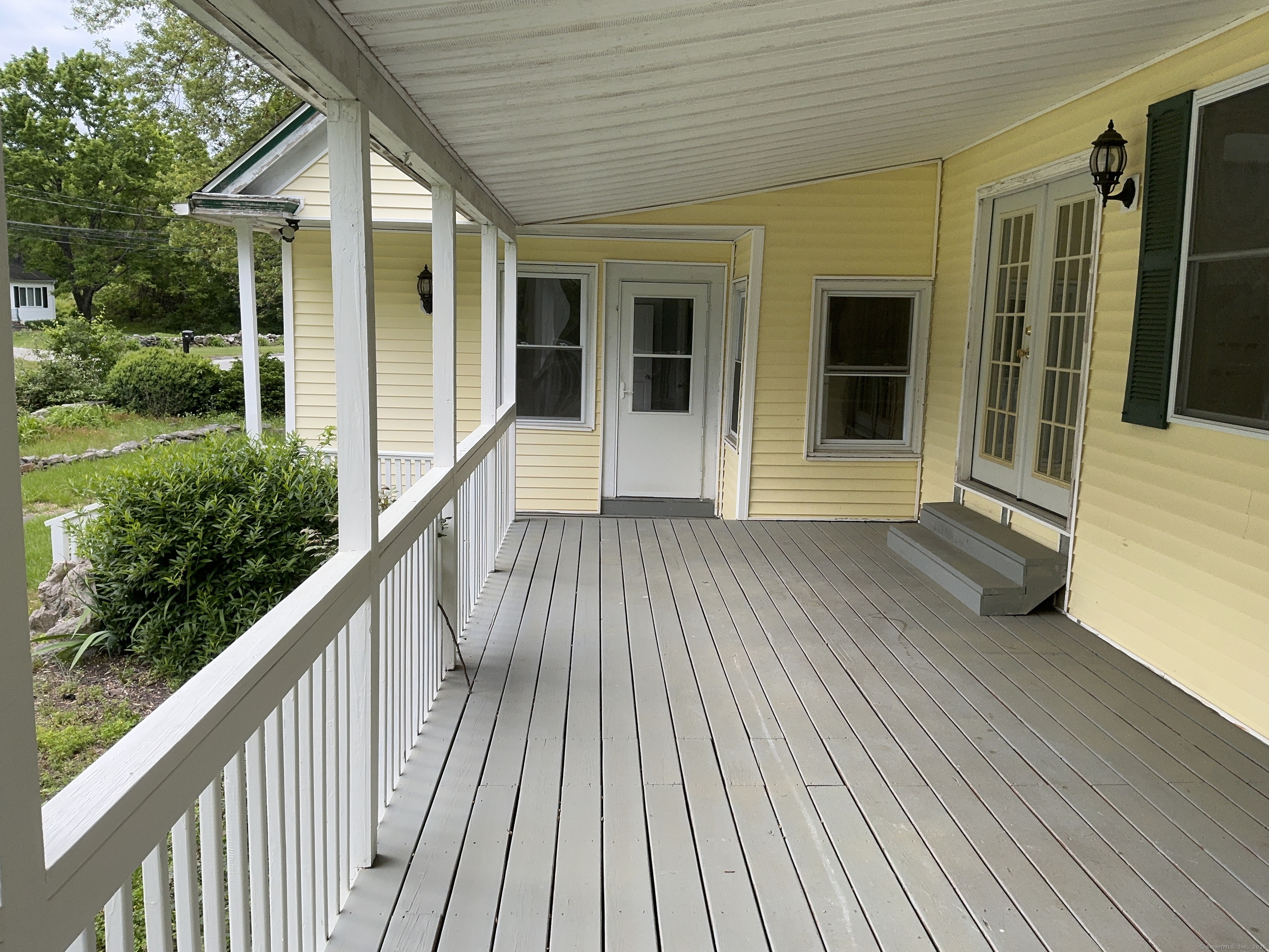 1493 North Road
