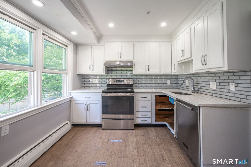 Photo of 36 W Norwalk Road, Norwalk, CT 06850 (MLS # 24194599)
