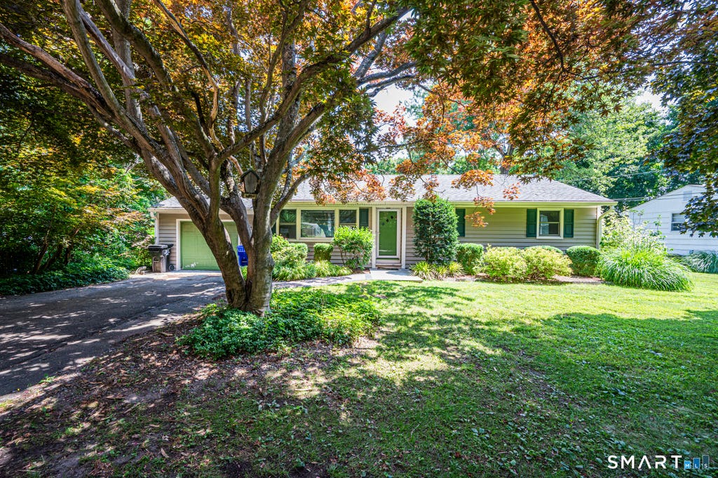 Photo of 36 W Norwalk Road, Norwalk, CT 06850 (MLS # 24194599)