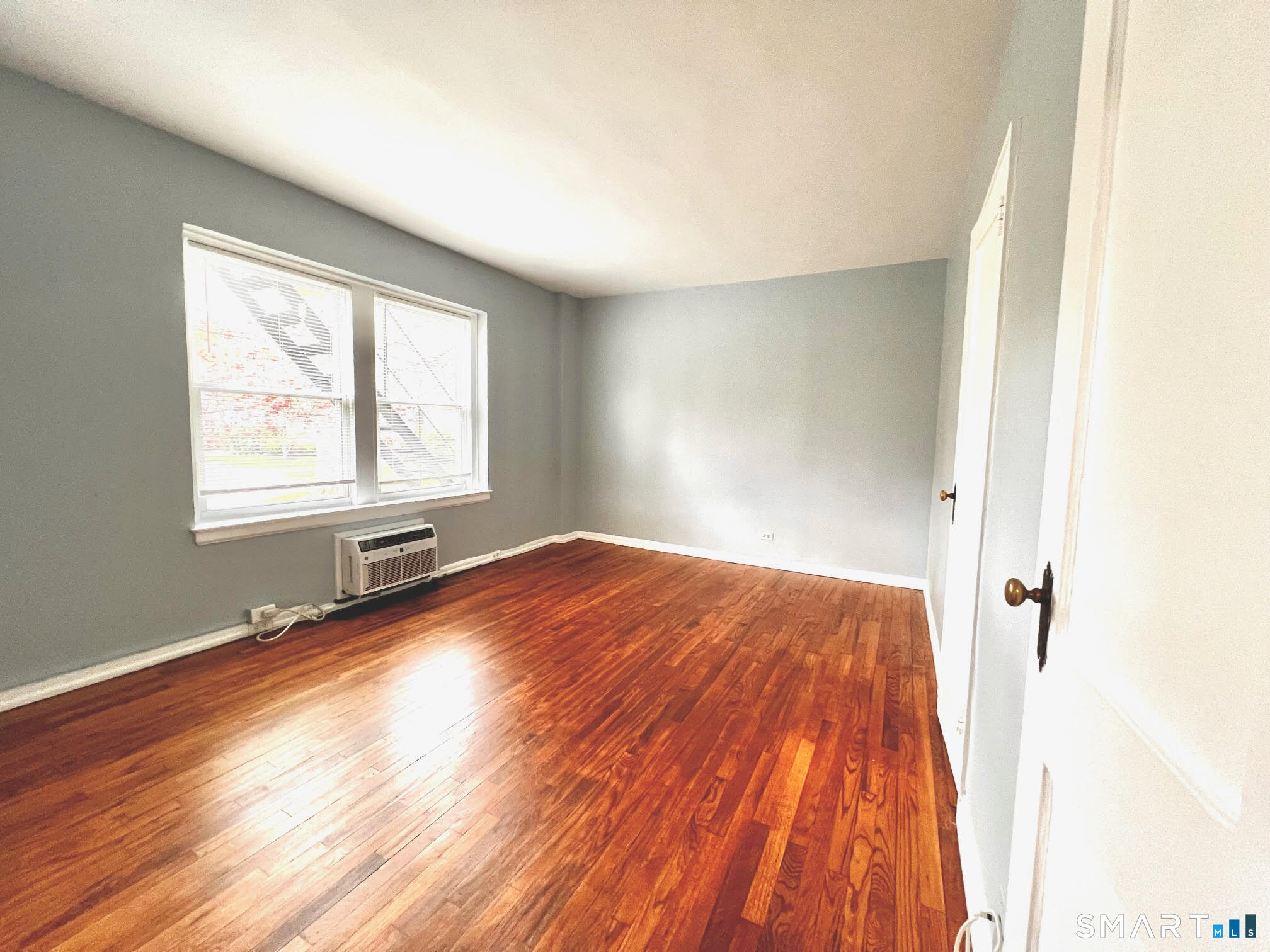 124 Woodside Green 1D