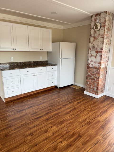 Tiny photo for 25A Bridge Street #3, New Milford, CT 06752 (MLS # 24144200)