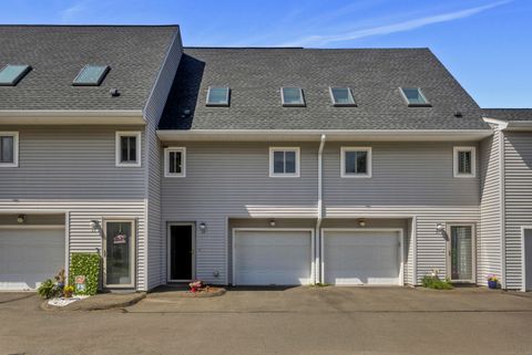 19 Chelsea Lane Unit 19, East Granby, CT 06026 - #: 24096076