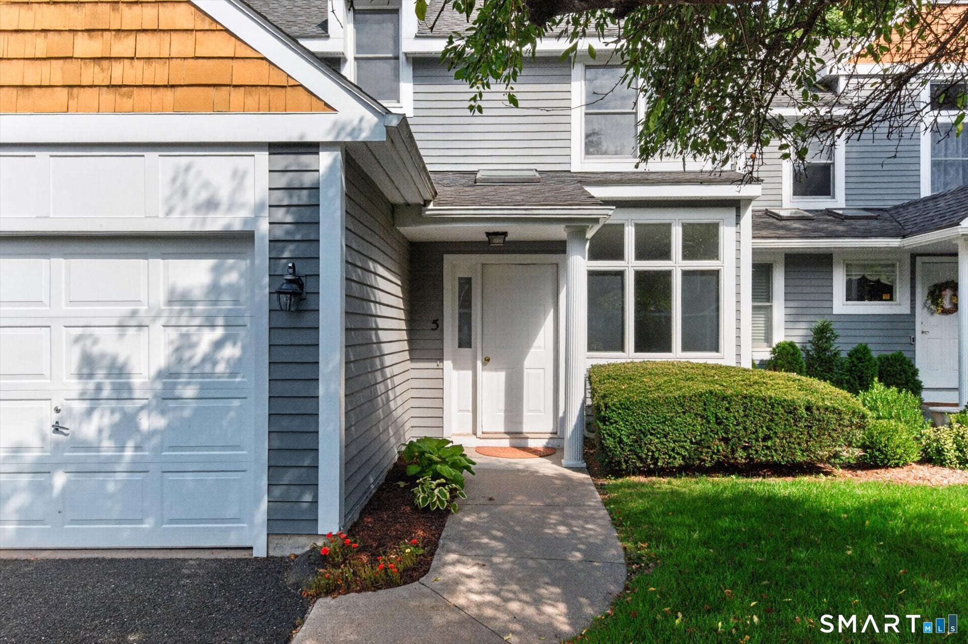 5 Riverwalk Drive 5
