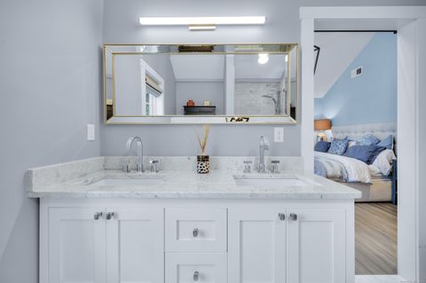 Tiny photo for 285 Old Whitfield Street, Guilford, CT 06437 (MLS # 24142906)