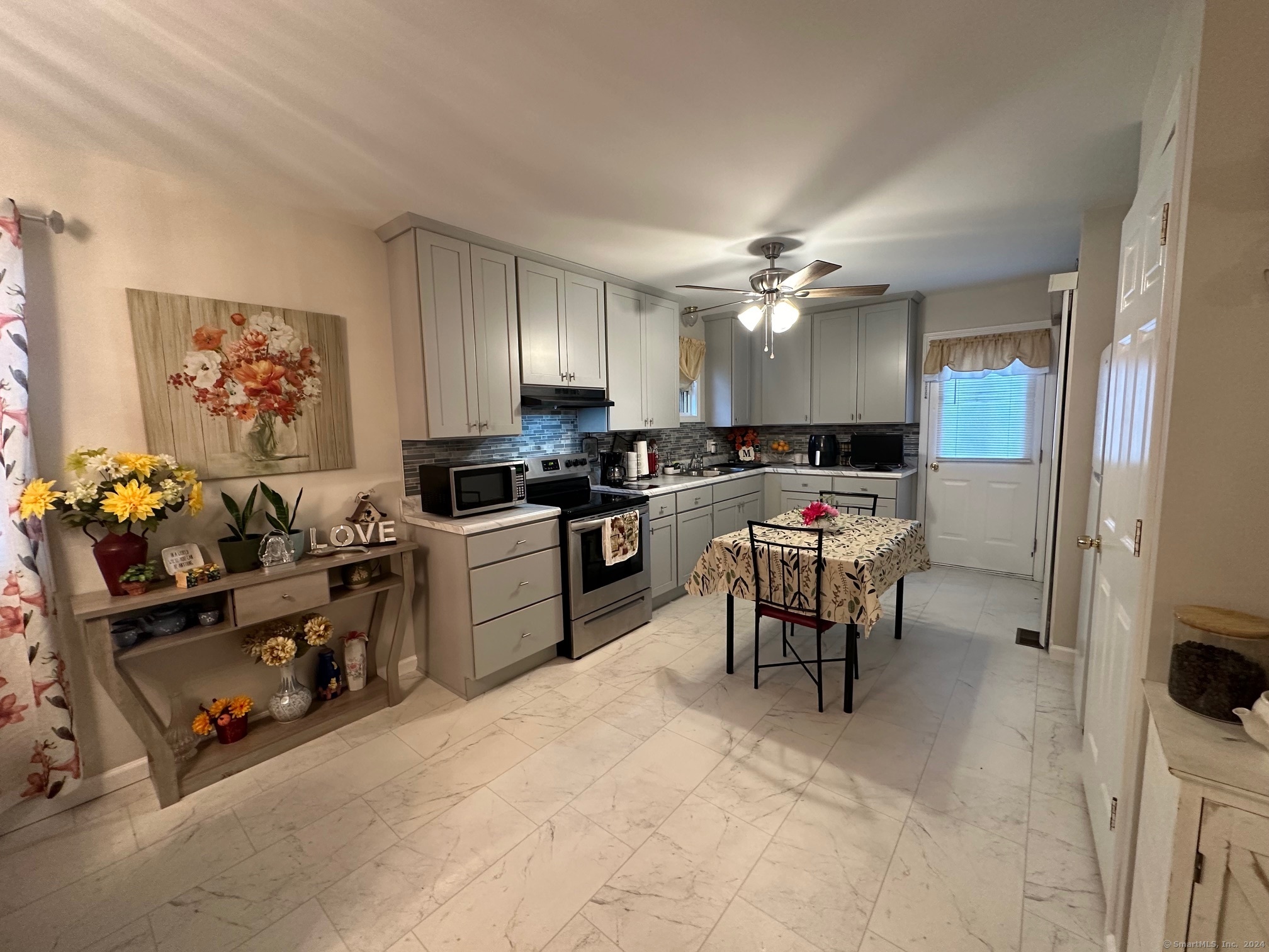 20 Atlantic Street, New Britain, Connecticut image 11