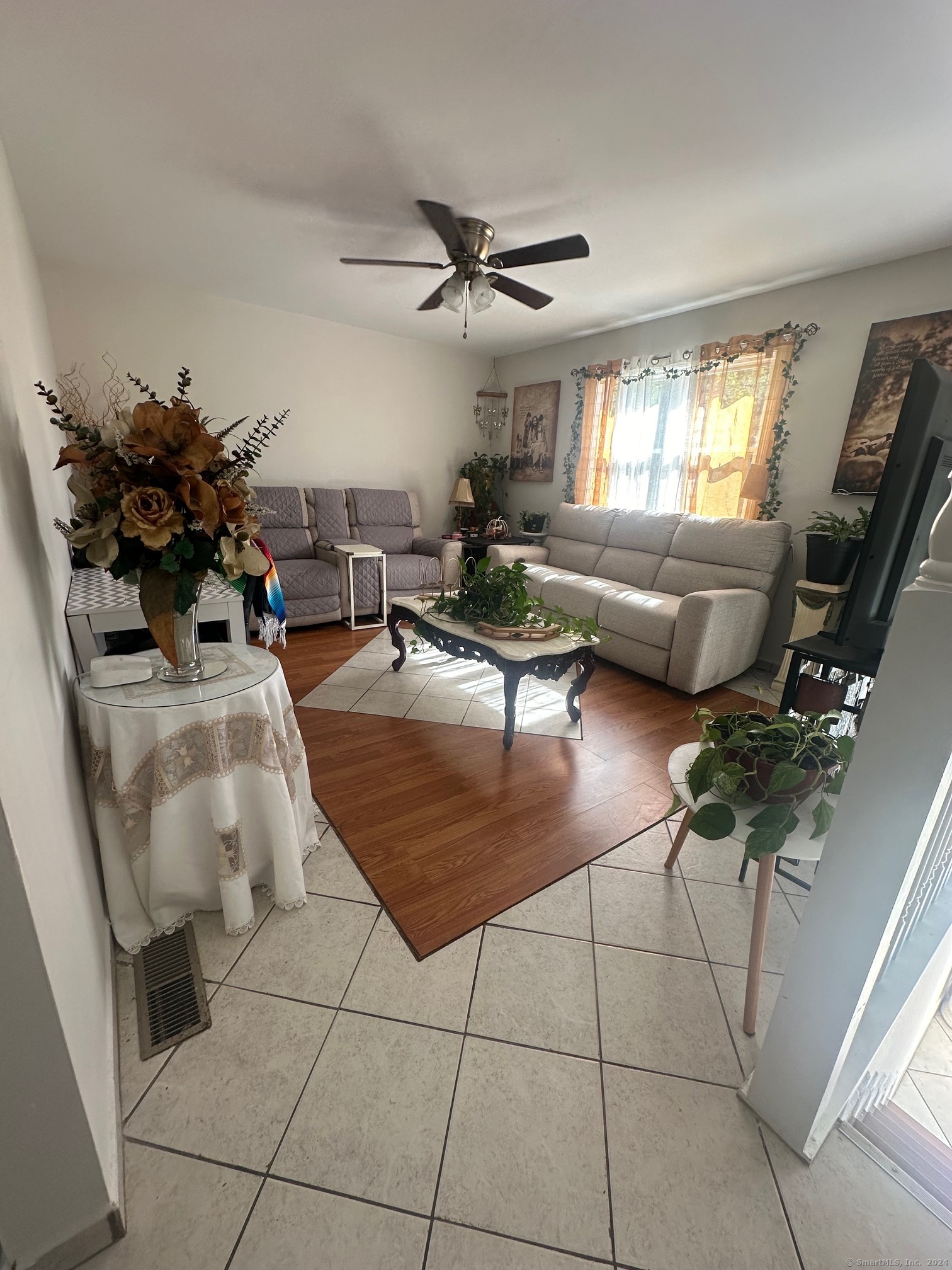 20 Atlantic Street, New Britain, Connecticut image 8