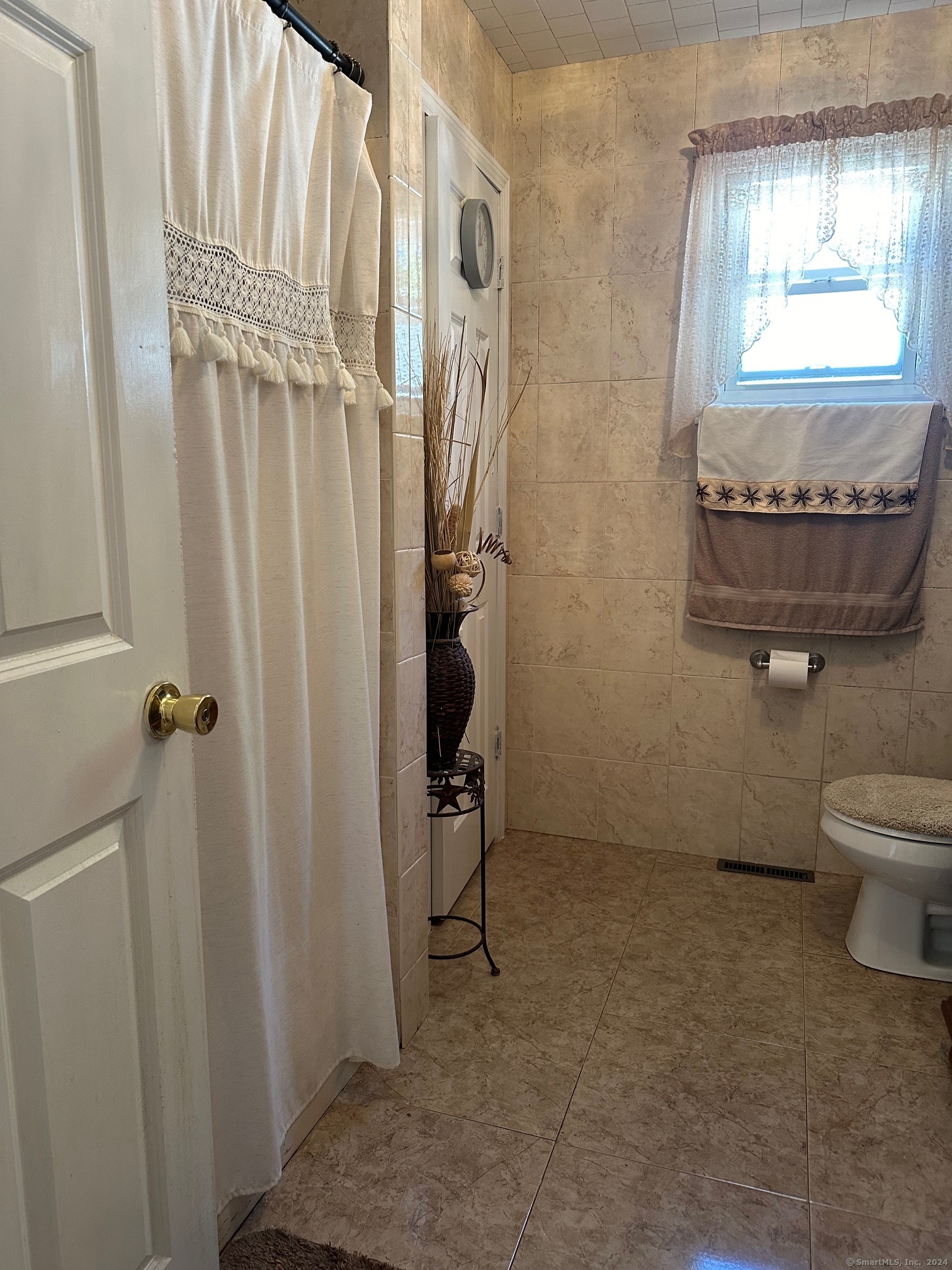 20 Atlantic Street, New Britain, Connecticut image 14