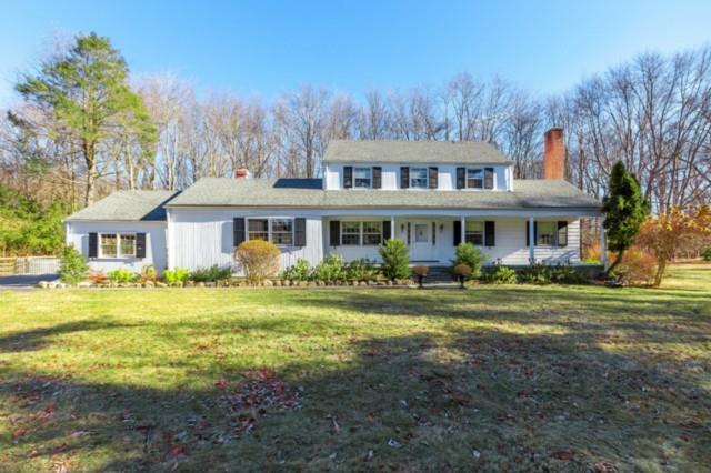 Photo 1 of 54 Nearwater Lane, Darien, Connecticut, $1,300,000, Web #: 99051263