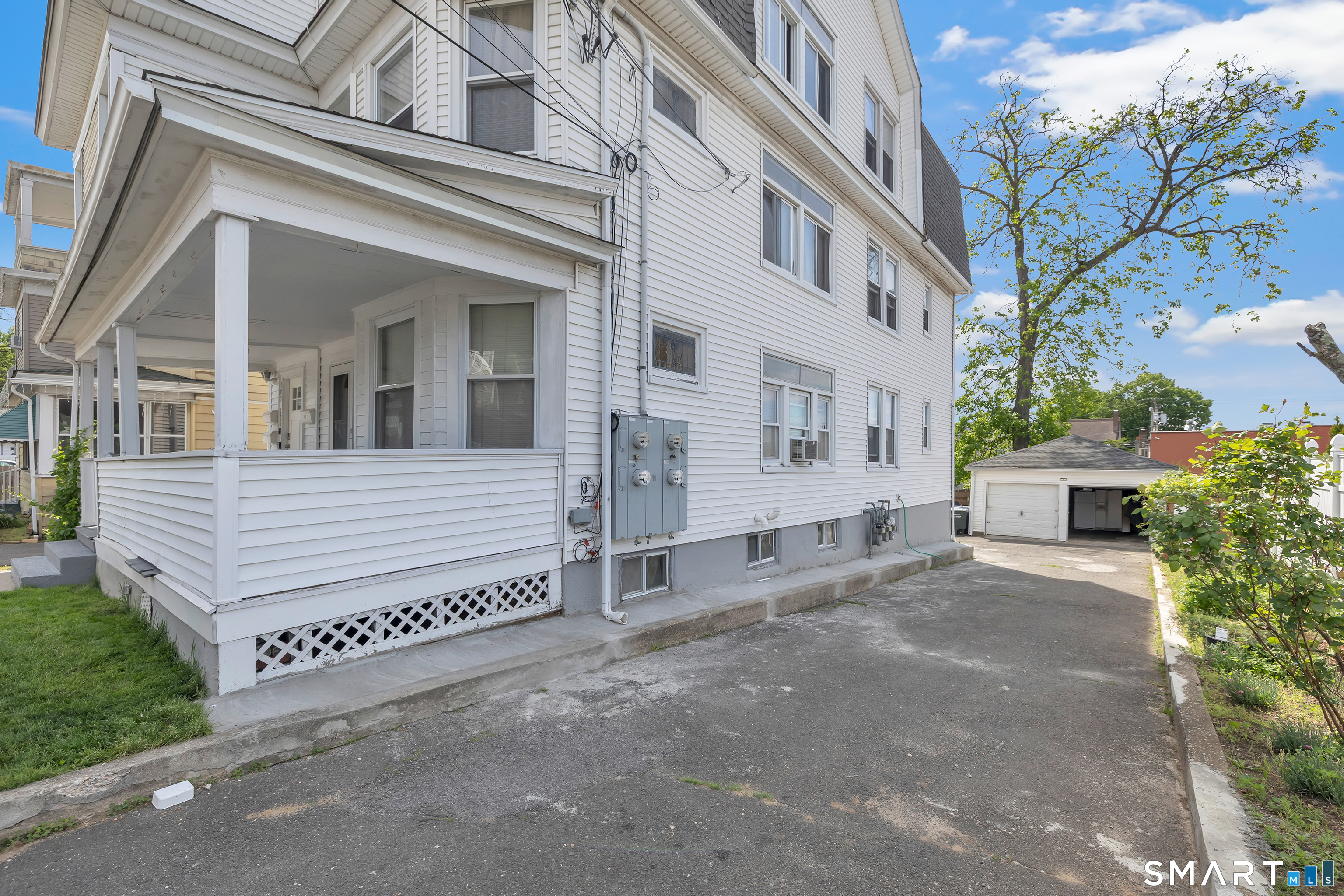 103-107 Charron Street