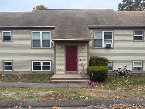 Photo of 226 Laurel Street #APT 14, East Haven, CT 06512 (MLS # 24136503)