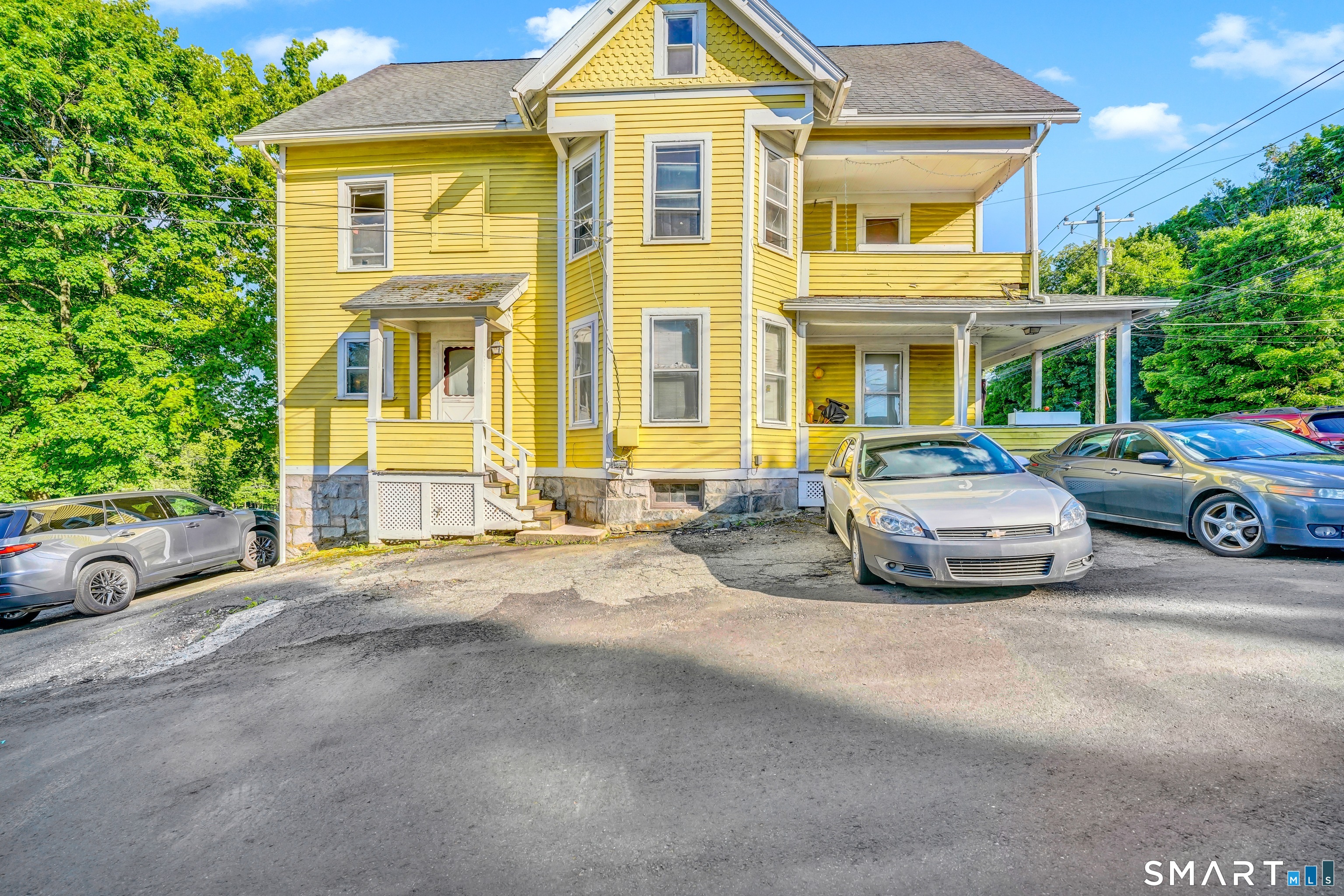 805 Main Street