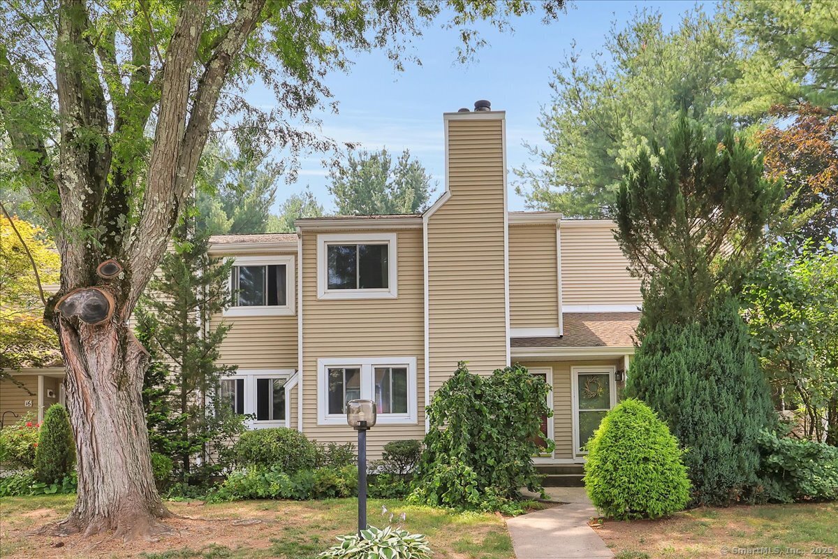 60 Old Town Road 14