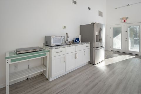 Tiny photo for 123 Old Belden Hill Road #APT 15, Norwalk, CT 06850 (MLS # 24141258)