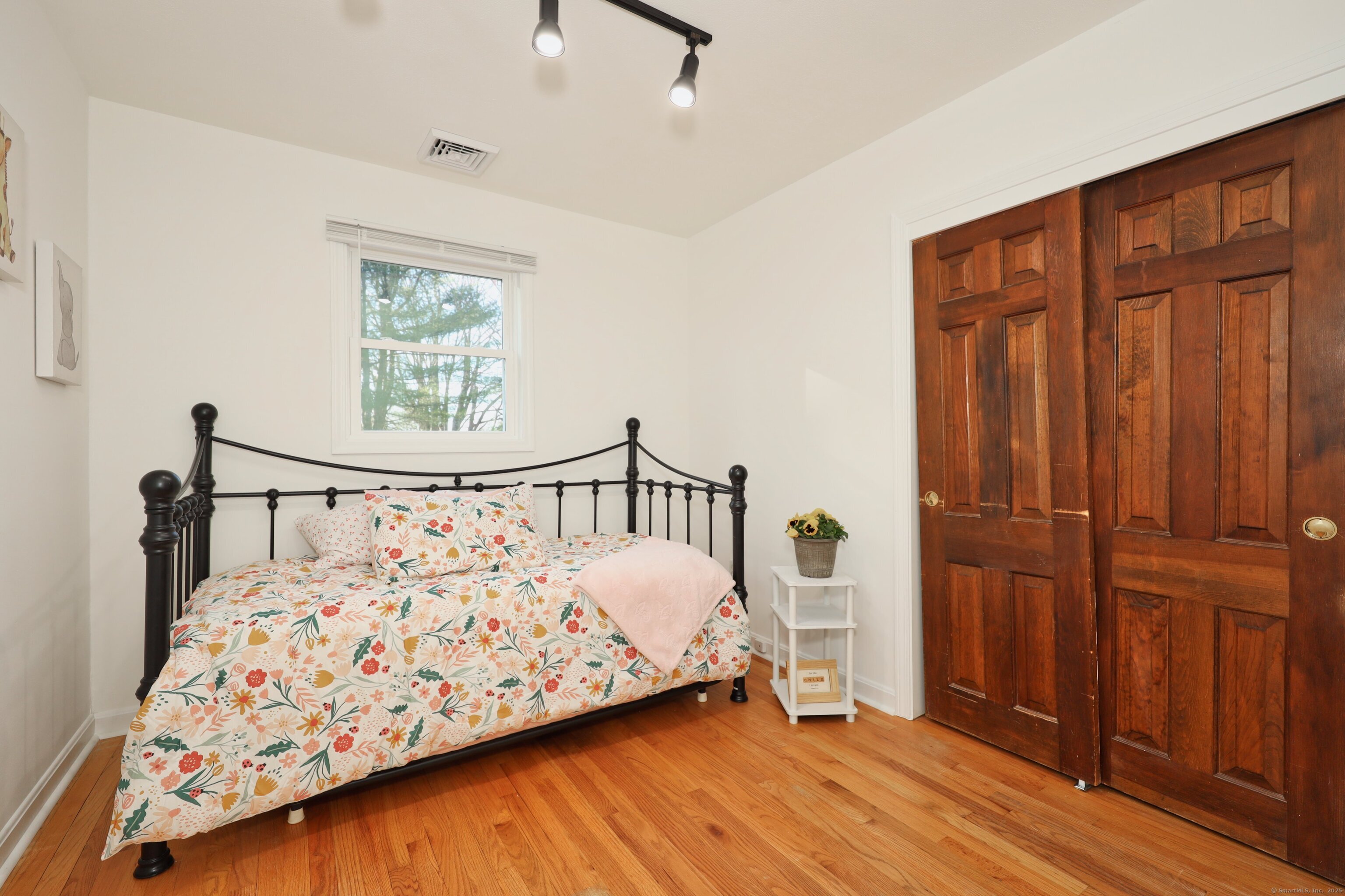 29 E Cotton Hill Road, New Hartford, Connecticut image 22