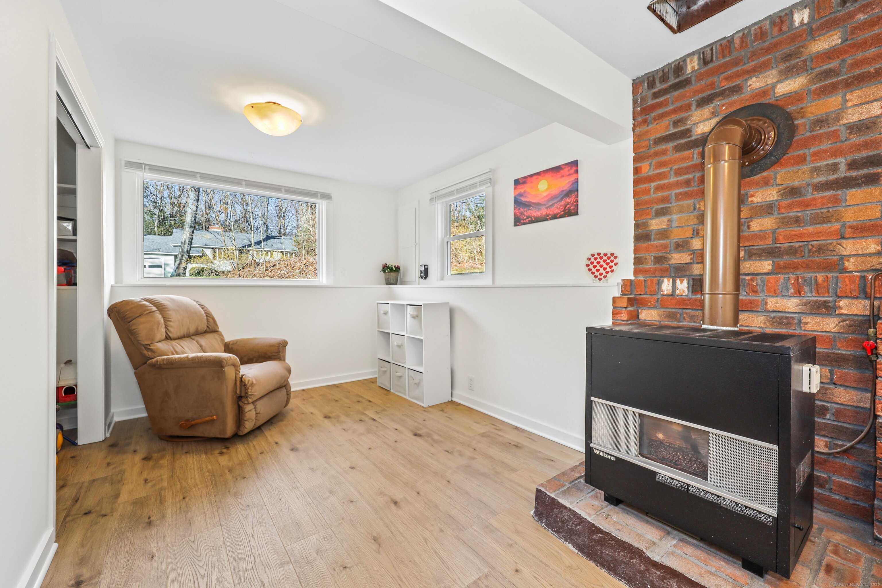 29 E Cotton Hill Road, New Hartford, Connecticut image 15