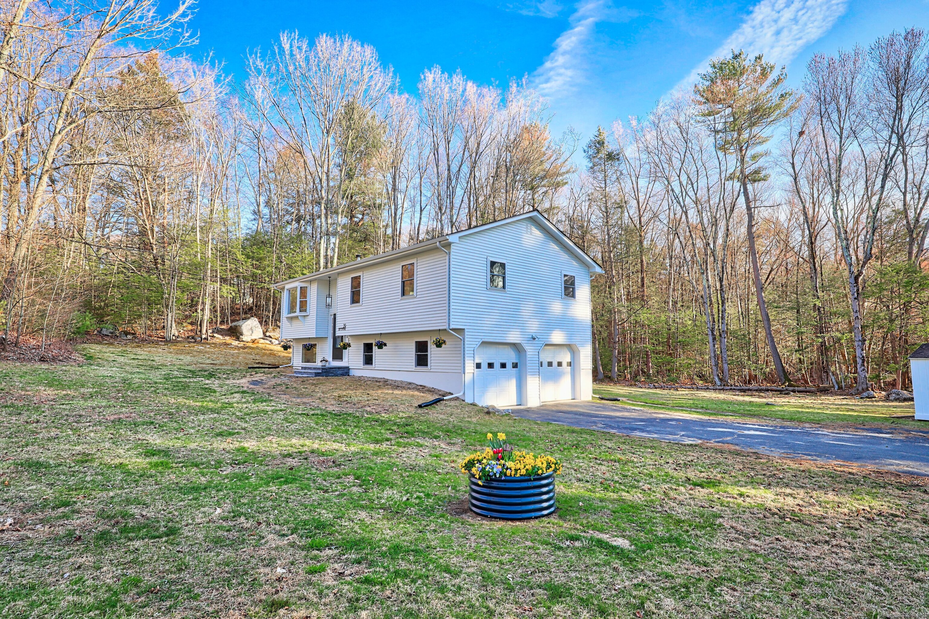 29 E Cotton Hill Road, New Hartford, Connecticut image 38