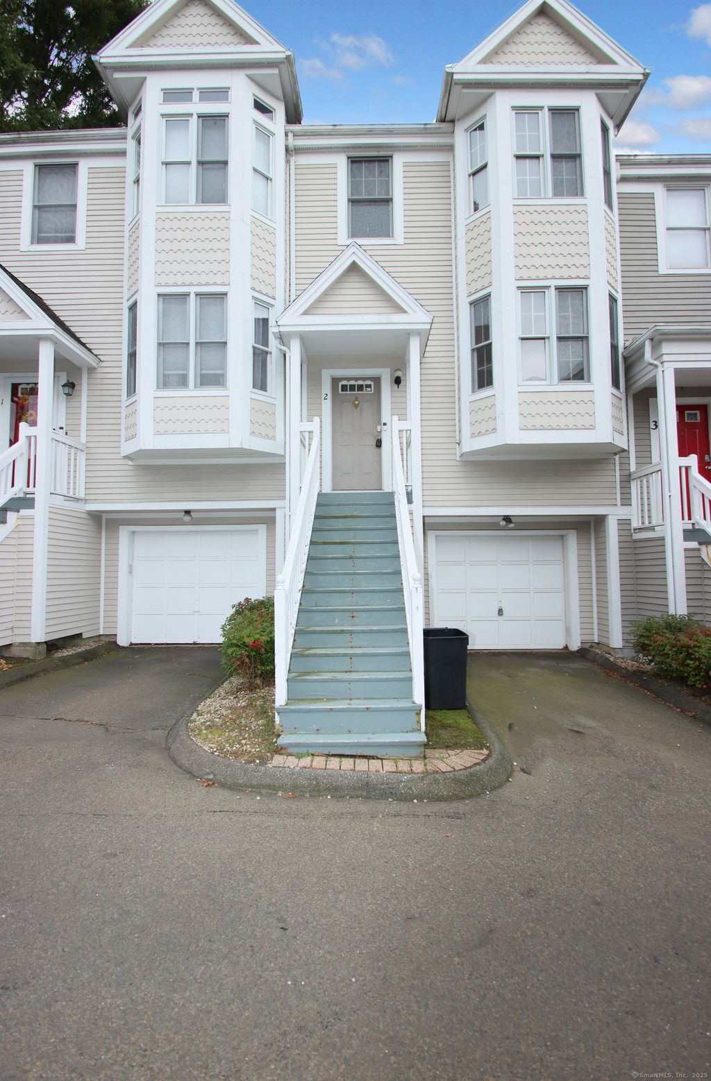 Photo of 916 Quinnipiac Avenue #APT 2, New Haven, CT 06513 (MLS # 24133055)