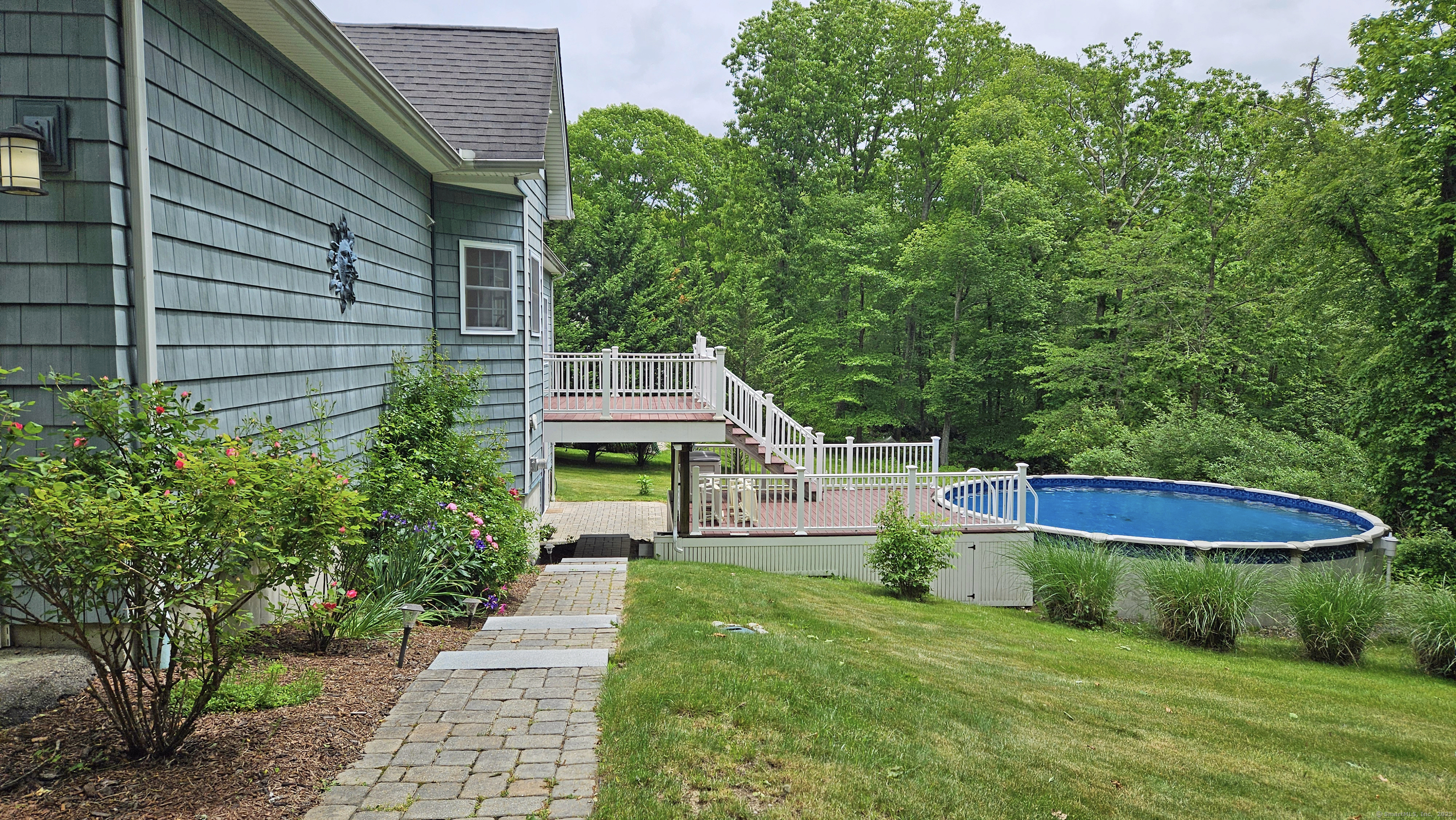 8 Whaler Road