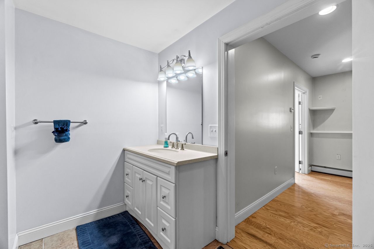 8 Whaler Road, Stonington, Connecticut image 35