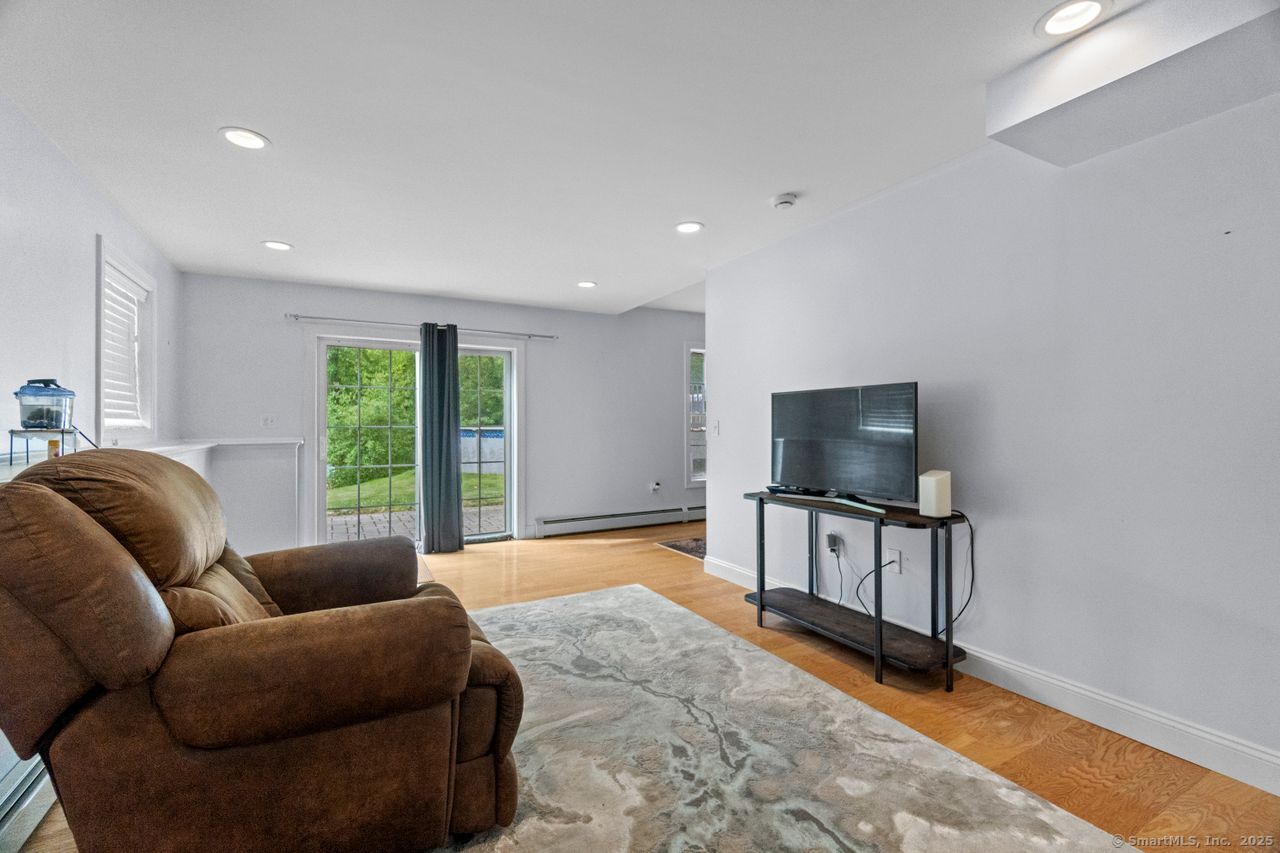 8 Whaler Road, Stonington, Connecticut image 29