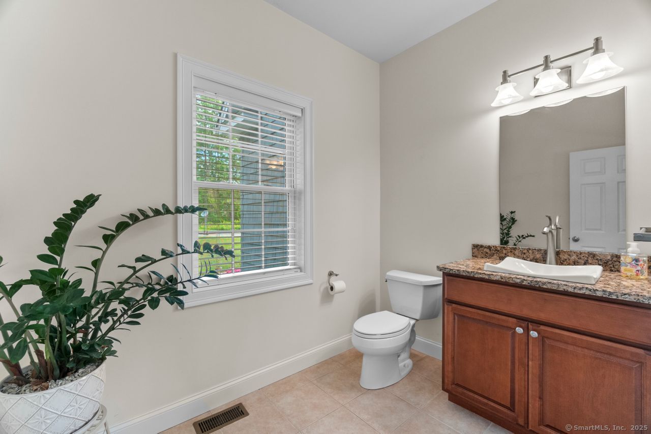 8 Whaler Road, Stonington, Connecticut image 14