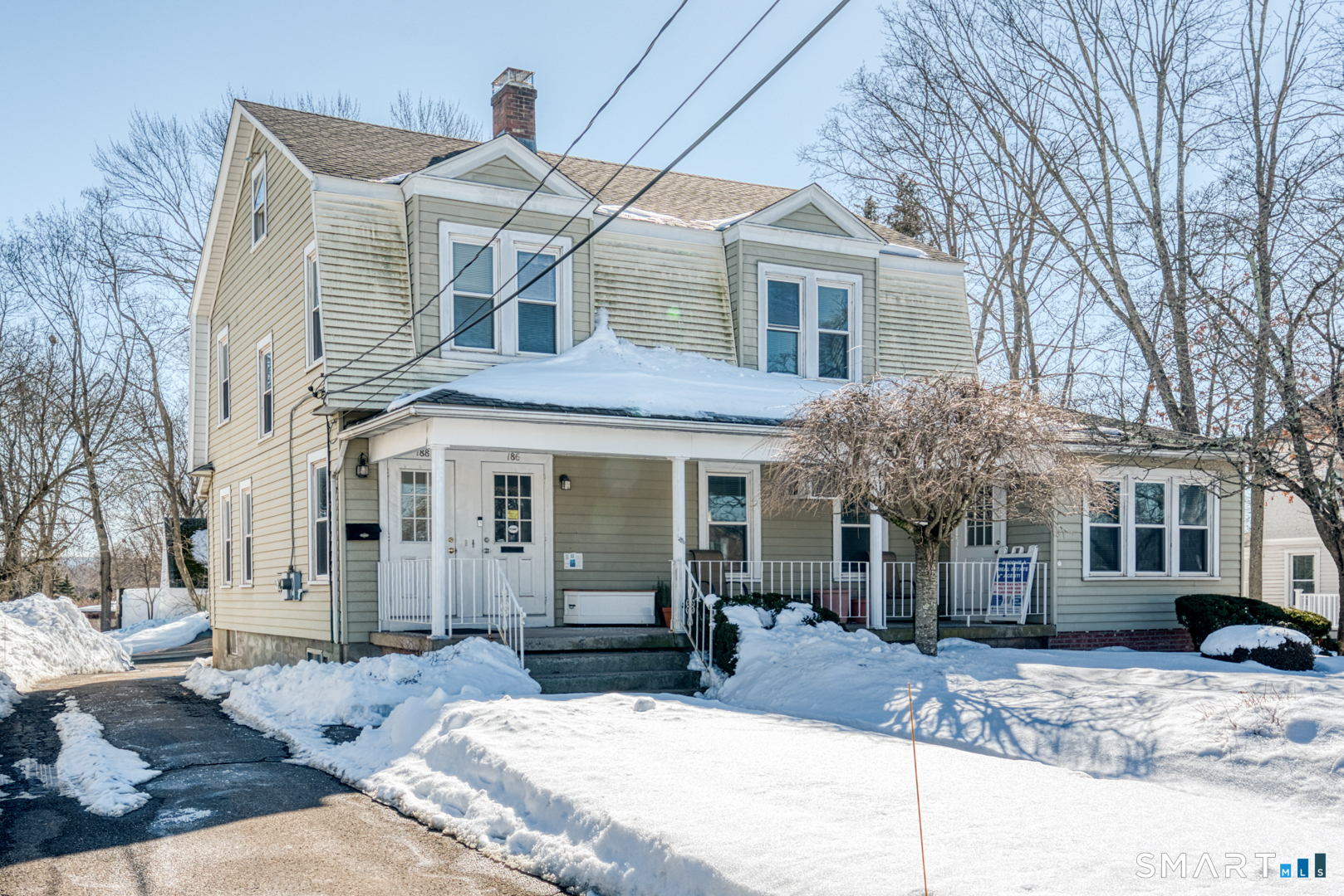 186 East Center Street