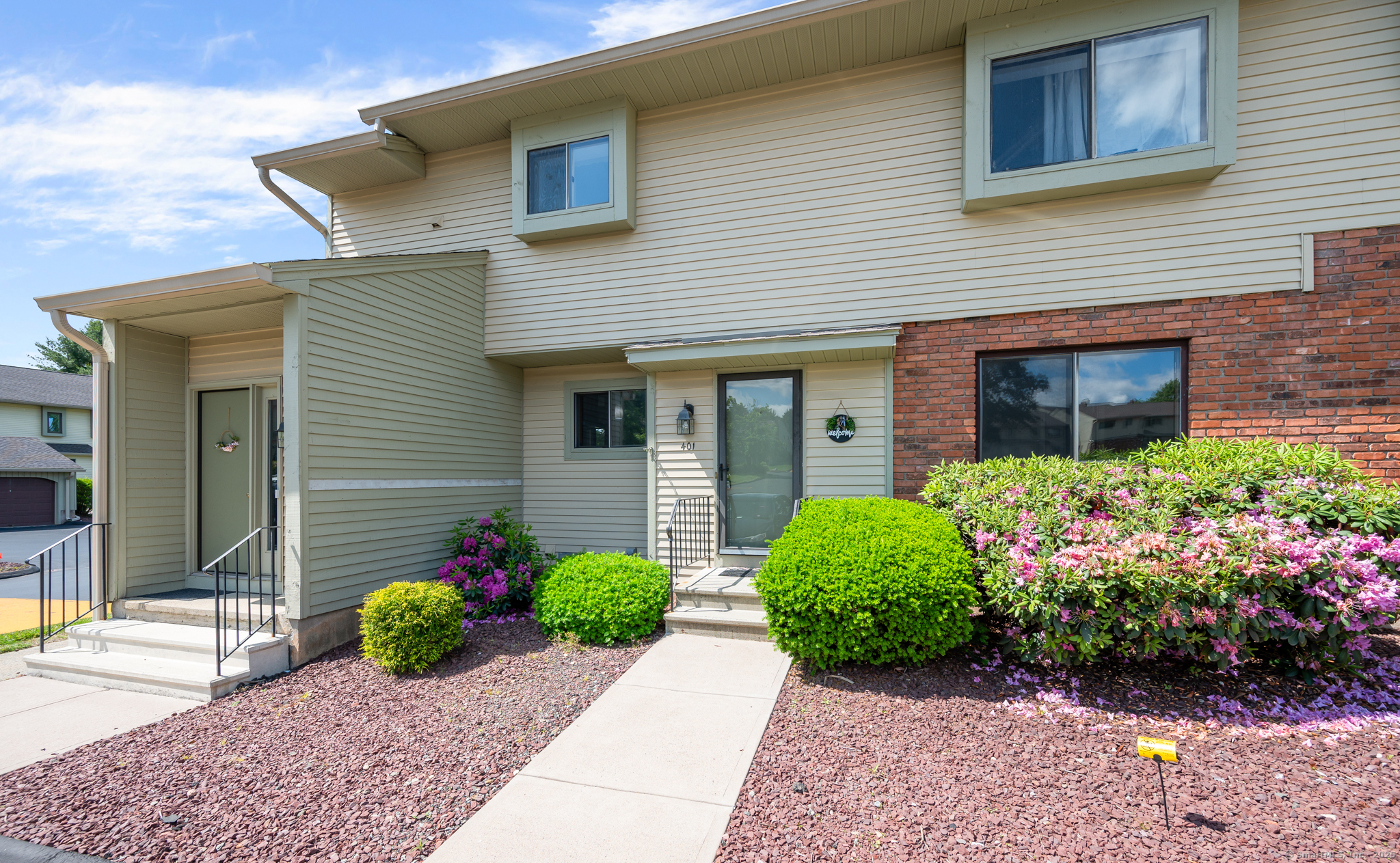 401 Summer Hill Drive 401