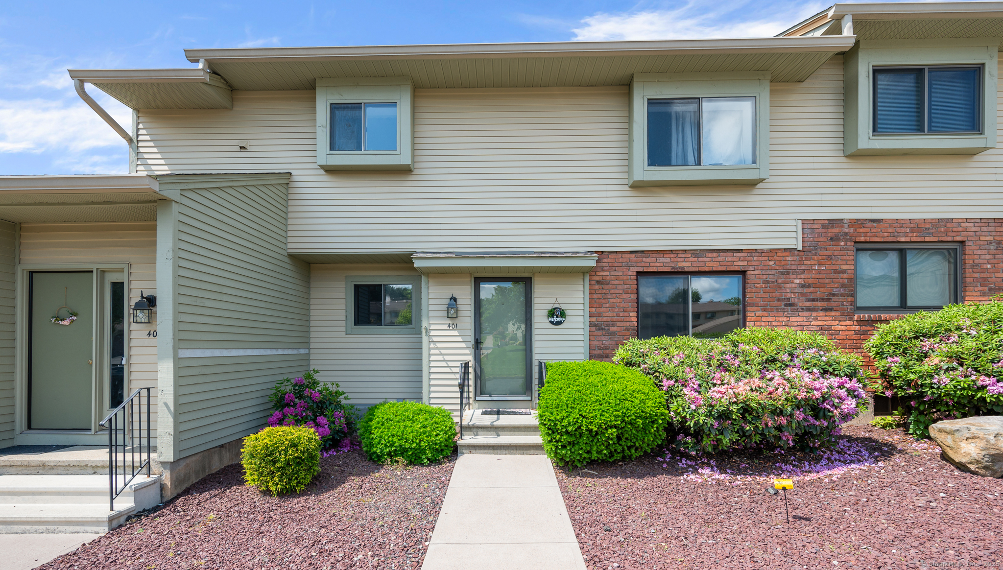 401 Summer Hill Drive 401