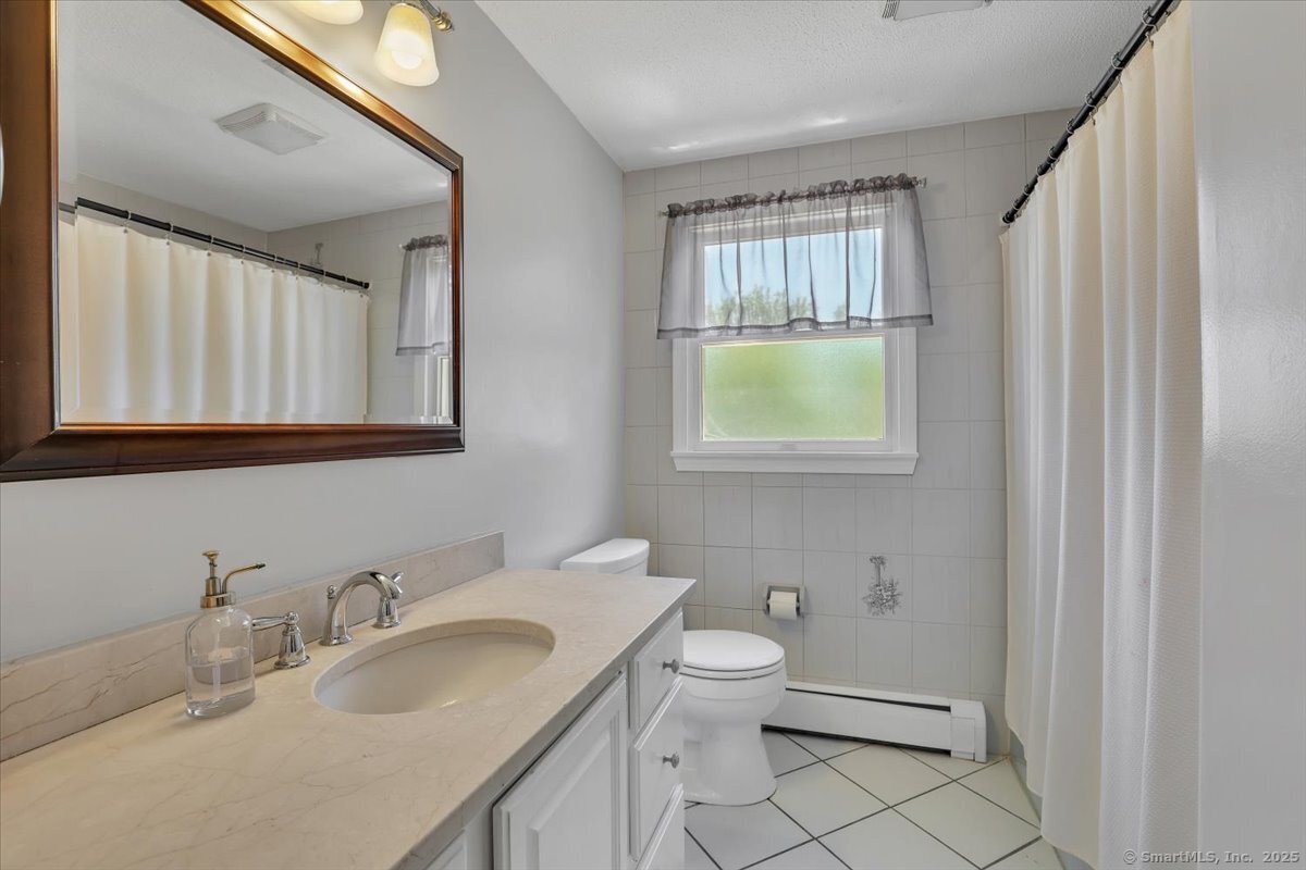 21 Adam Drive, Torrington, Connecticut image 12