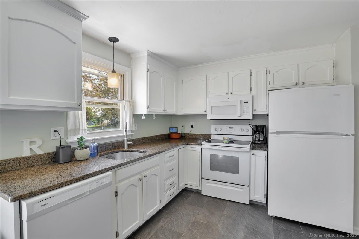 21 Adam Drive, Torrington, Connecticut image 4
