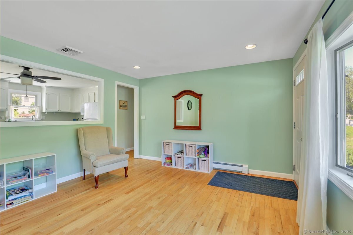 21 Adam Drive, Torrington, Connecticut image 11