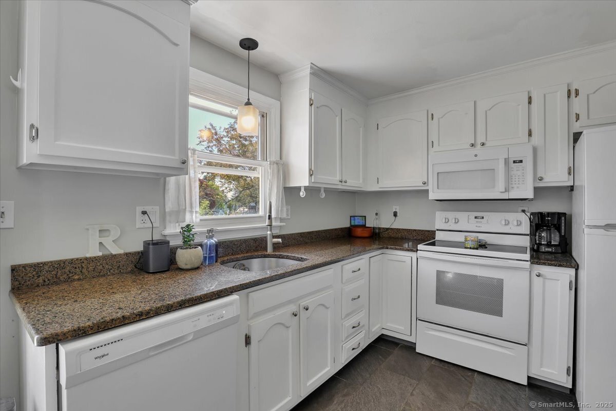 21 Adam Drive, Torrington, Connecticut image 6