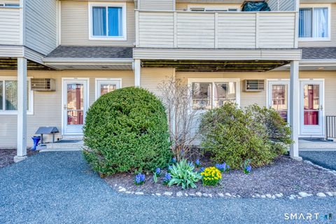 Condo For Sale - 303 Willow Springs #303<br/> Litchfield County, New Milford, CT 06776