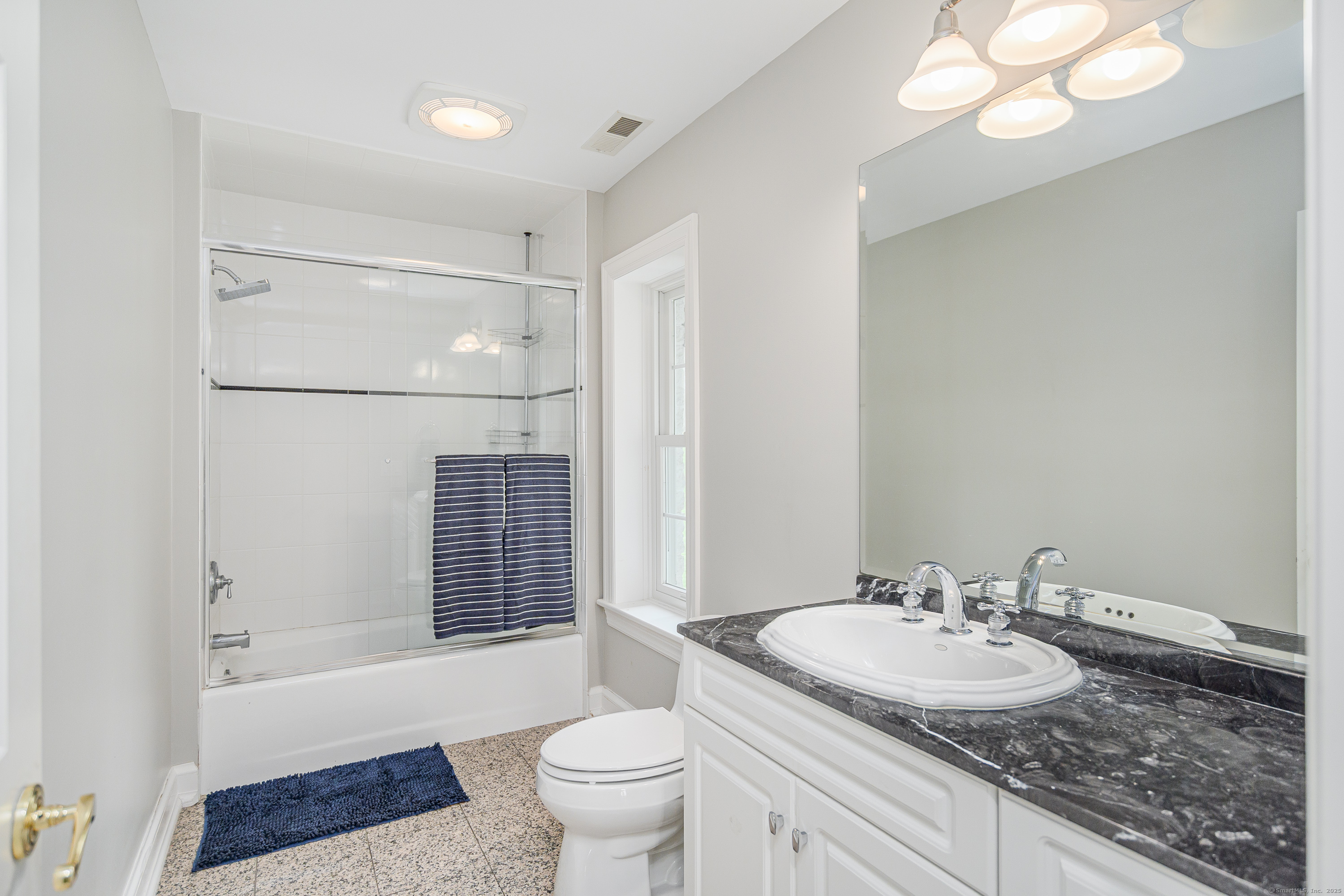 20 Silver City Road, Newtown, Connecticut image 18