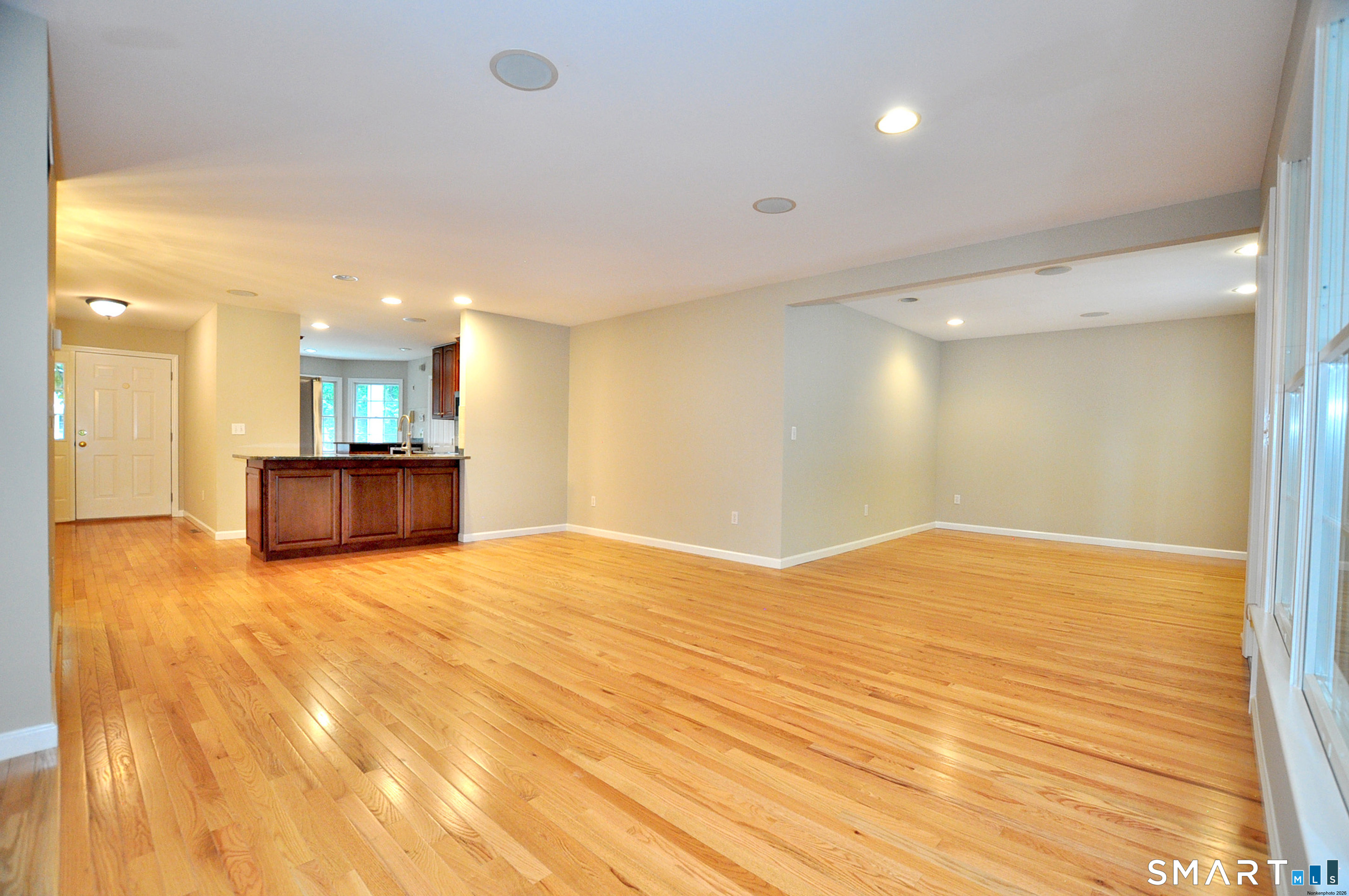 127 Kings Way 127