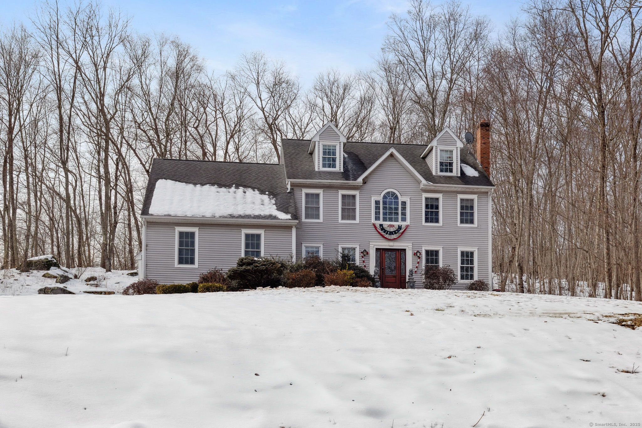 Scalise Drive, Columbia, Connecticut - 5 Bedrooms  
3 Bathrooms  
10 Rooms - 