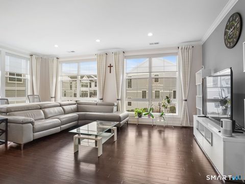 Tiny photo for 185 Brentwood Circle #185, Danbury, CT 06810 (MLS # 24165986)