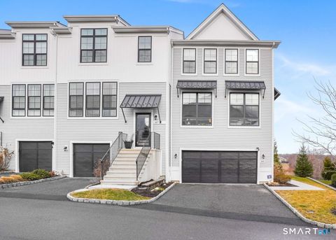 Photo of 185 Brentwood Circle #185, Danbury, CT 06810 (MLS # 24165986)